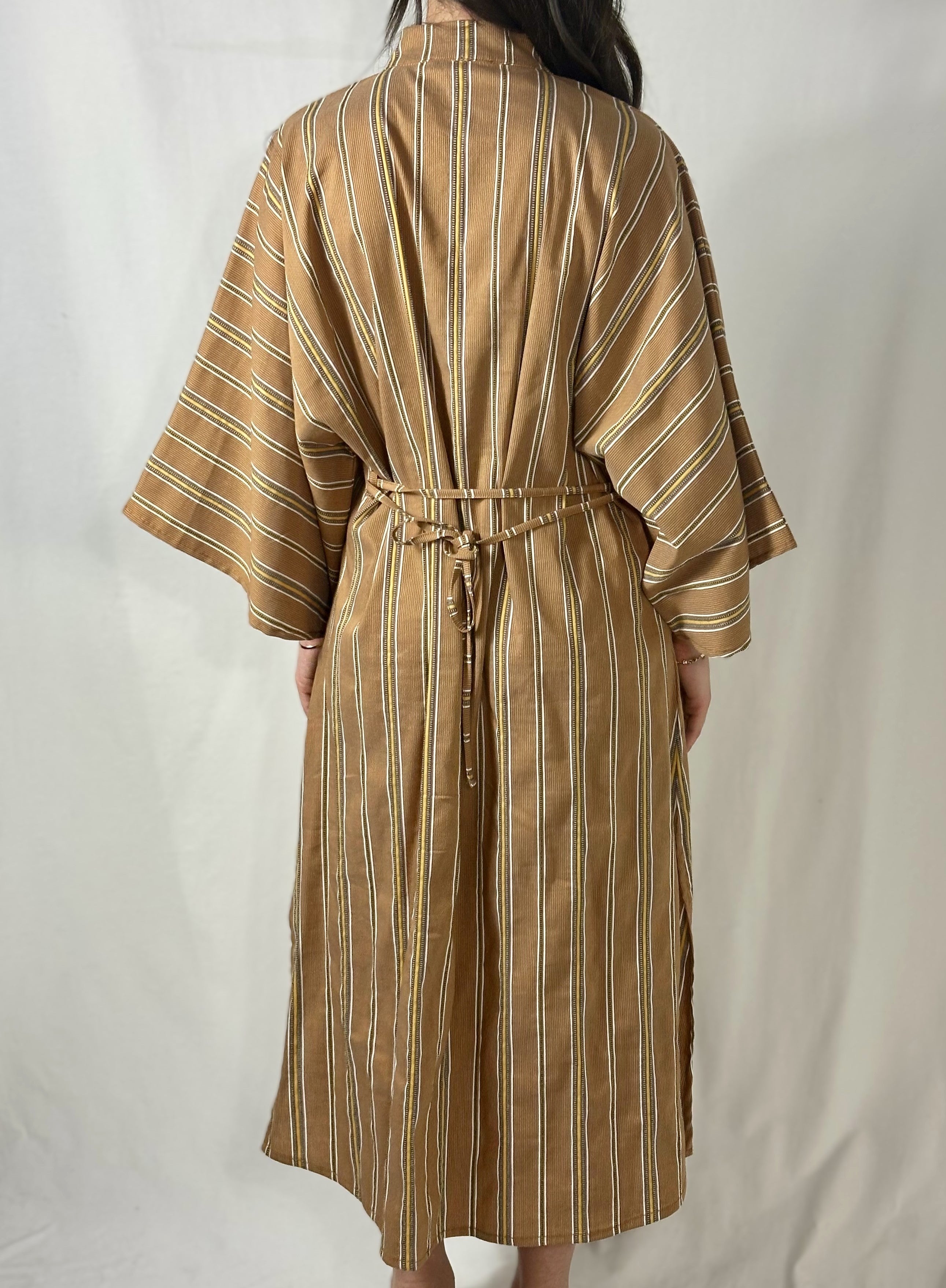 Abito Orientale in Lino e Cotone